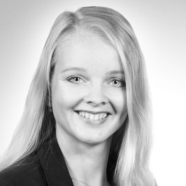 Julia Kroth